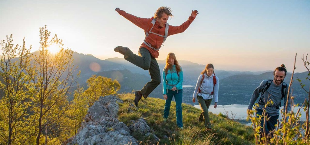 Beispiel für Outdoorbekleidung: das Skomer S Jacket von Vaude, Softshell-Jacke aus recycelten, bluesign-zertifzierten Materialien