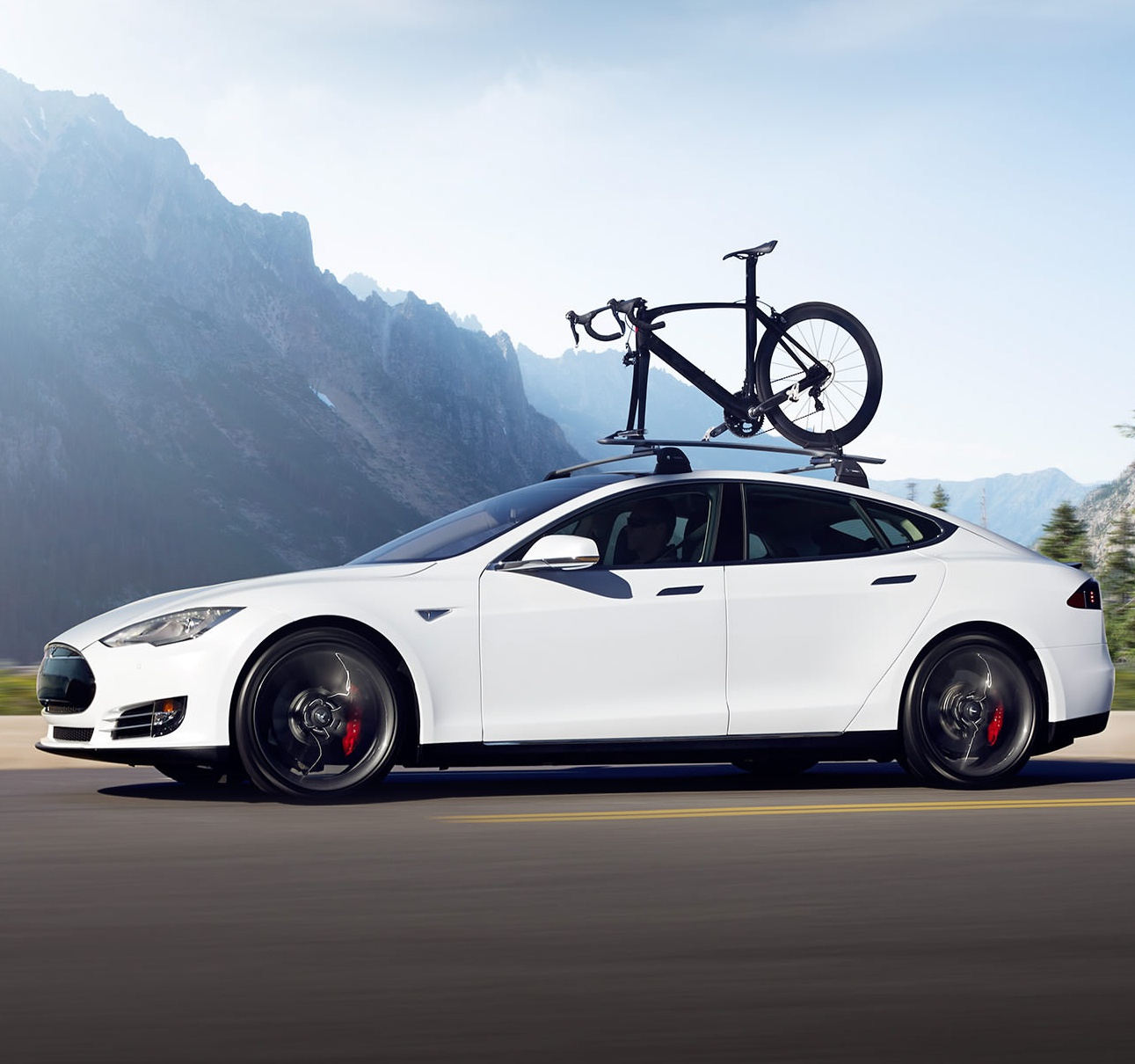Tesla Model S: Schnelligkeit & Reichweite. Erfahrungen auf  …