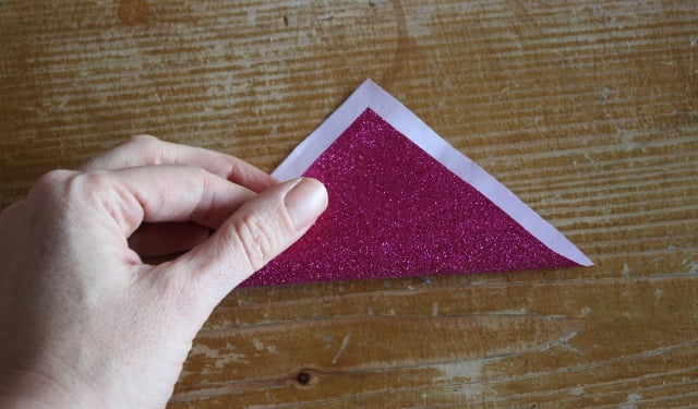 Origami-Lesezeichen basteln