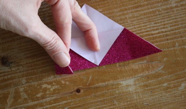 Origami-Lesezeichen basteln