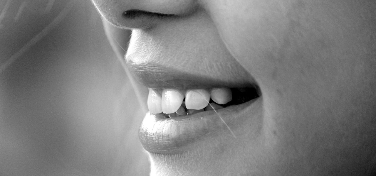 Lippe eingerissene Mundwinkelrhagaden: Ursachen,