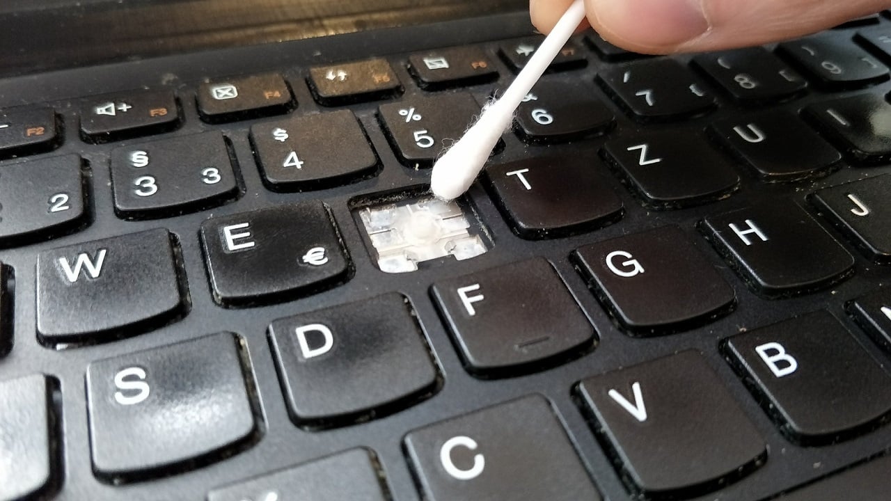 Tastaturschwamm Schwamm um eine Tastatur zu reinigen
