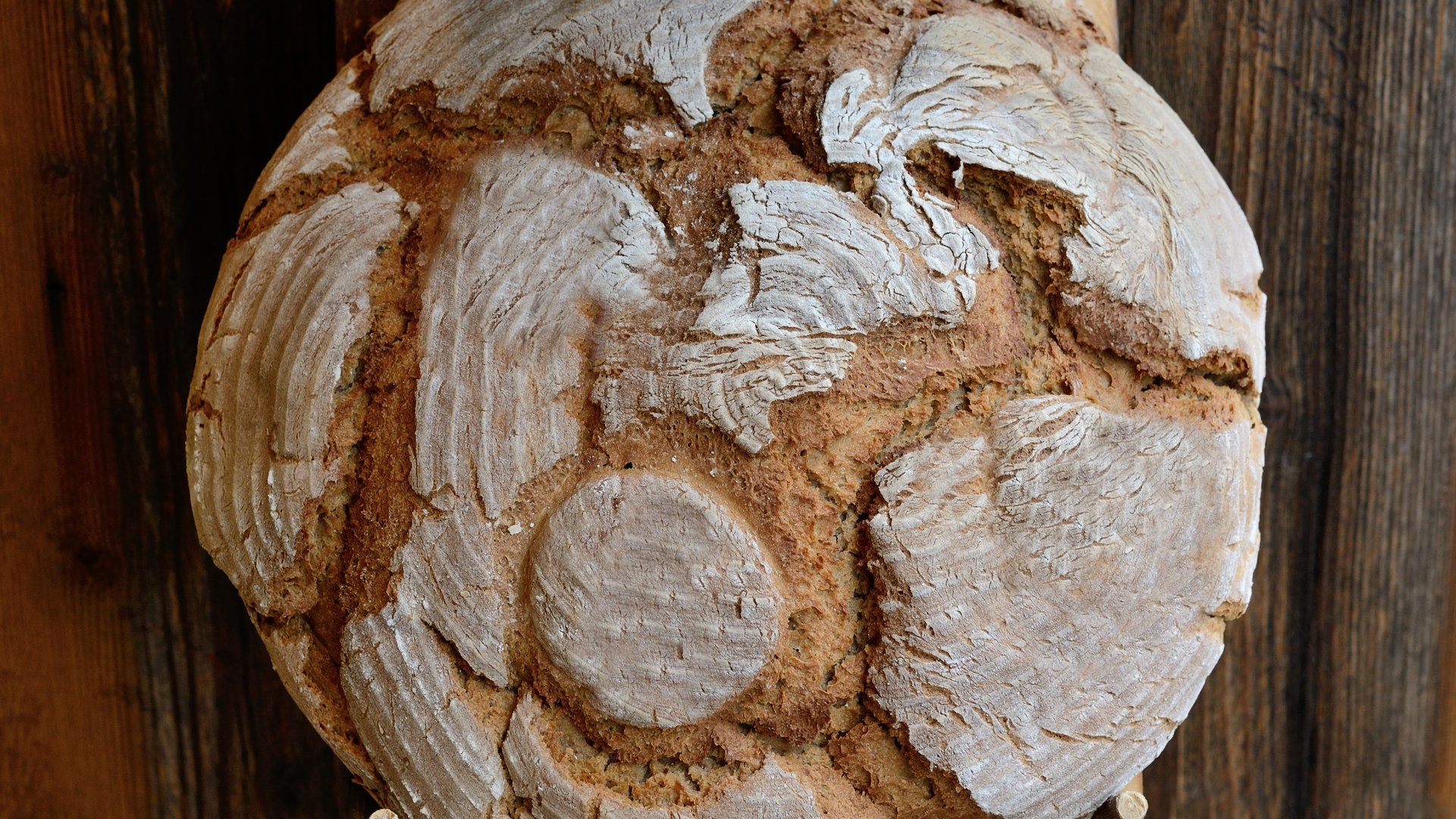 Bauernbrot backen: Einfaches Rezept für frisches Brot