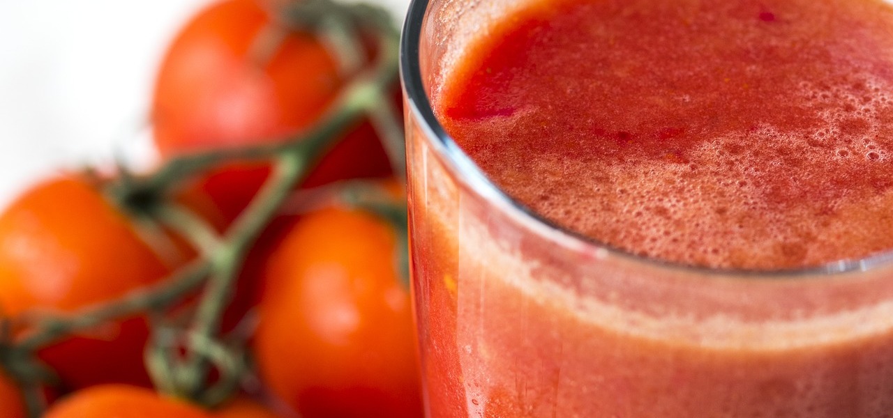 Tomatensaft selber machen: Rezept für den gesunden Gemüsesaft - Utopia.de