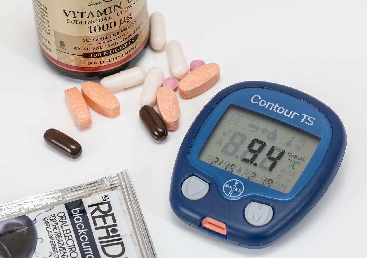 Auch Diabetes und andere Erkrankungen können Ursache für kalte Hände sein.