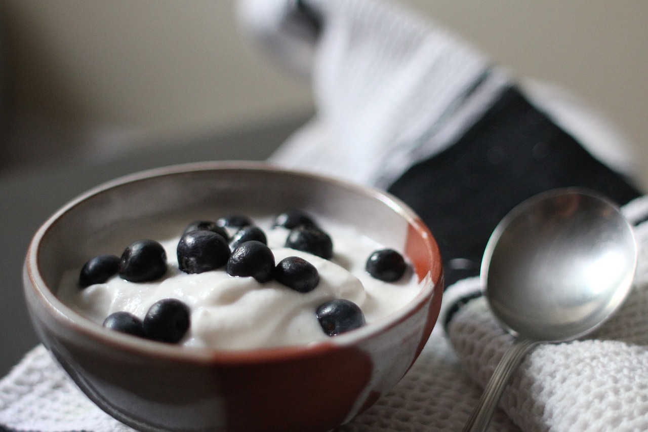 In Kombination mit Quark wird Obst bekömmlicher