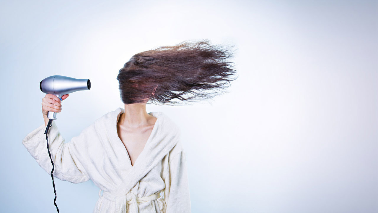 Frizz Haare Das Hilft Gegen Abstehende Haare Utopia De