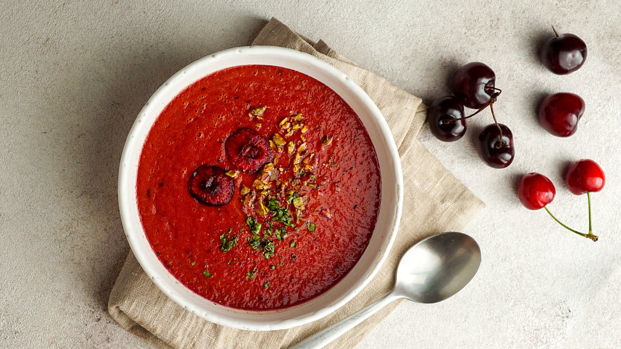 Kirschsuppe: Rezept für die sommerliche Fruchtsuppe