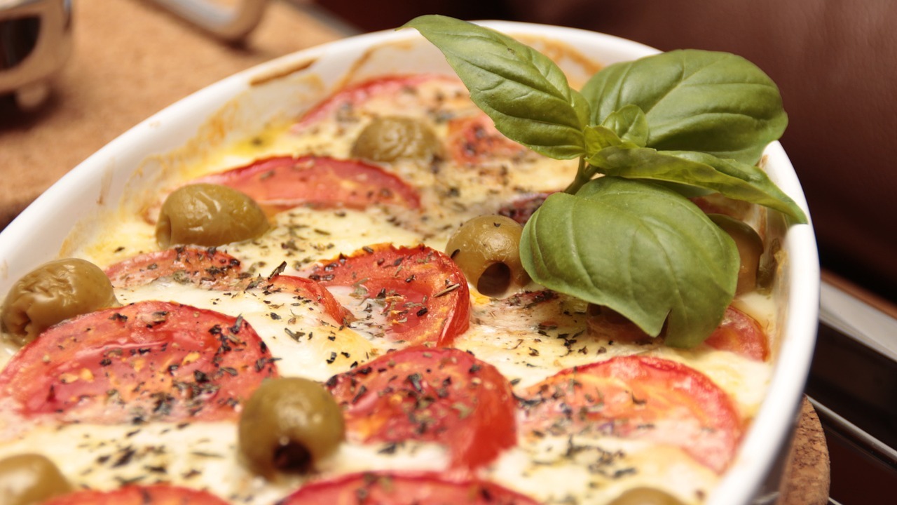 Auflauf Mit Tomaten Und Polenta Ein Einfaches Rezept Utopia De