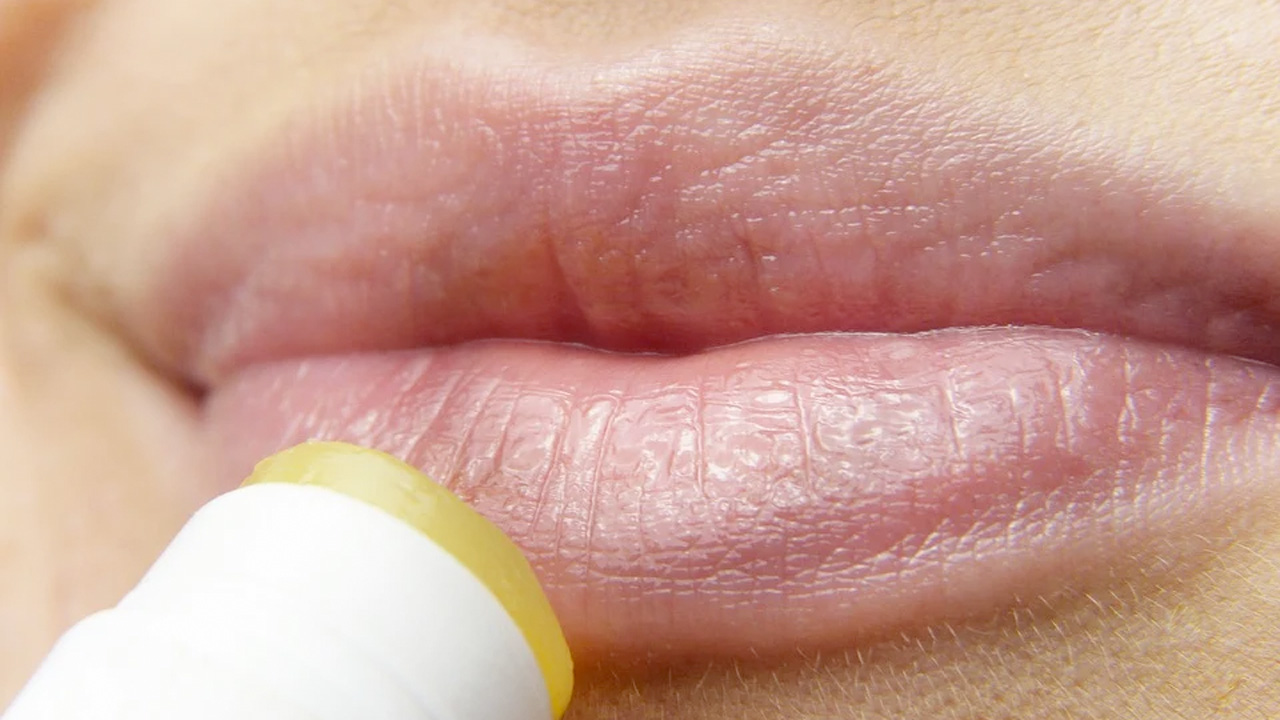 Lippenpflege Ohne Mineralol 10 Bessere Produkte