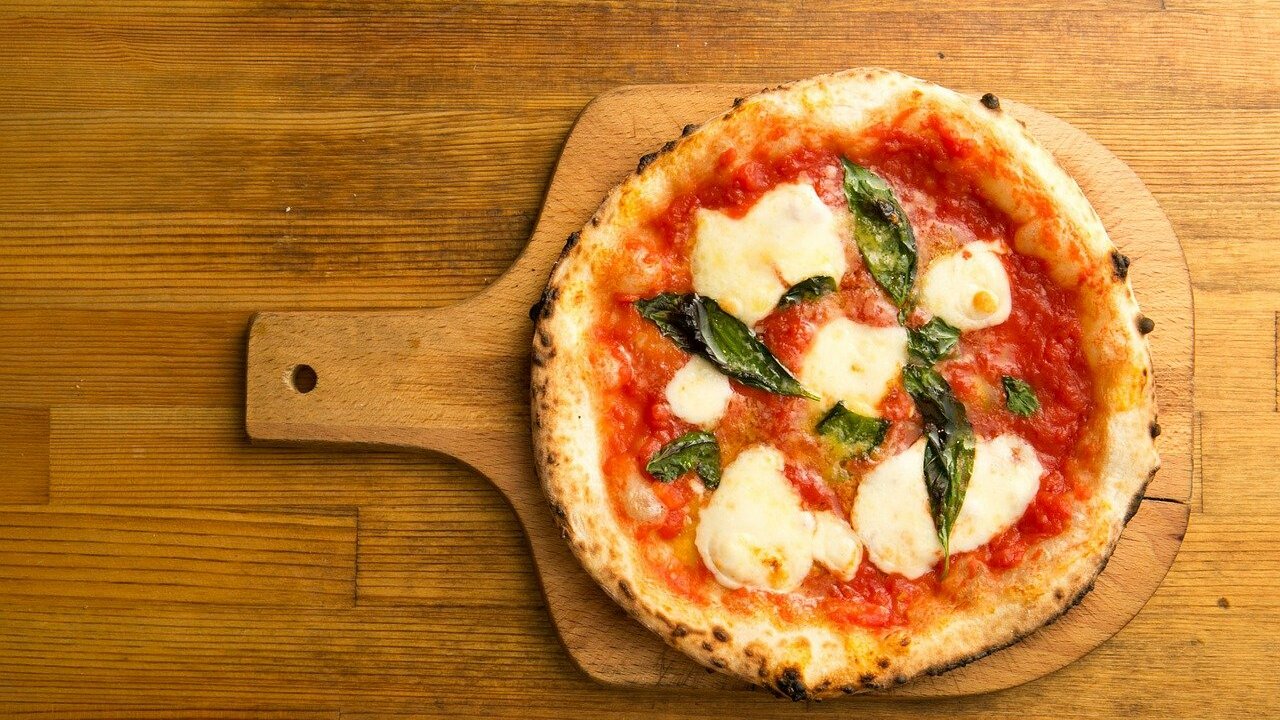 Neapolitanische Pizza: Mit diesem Rezept gelingt sie auch zu Hause ...