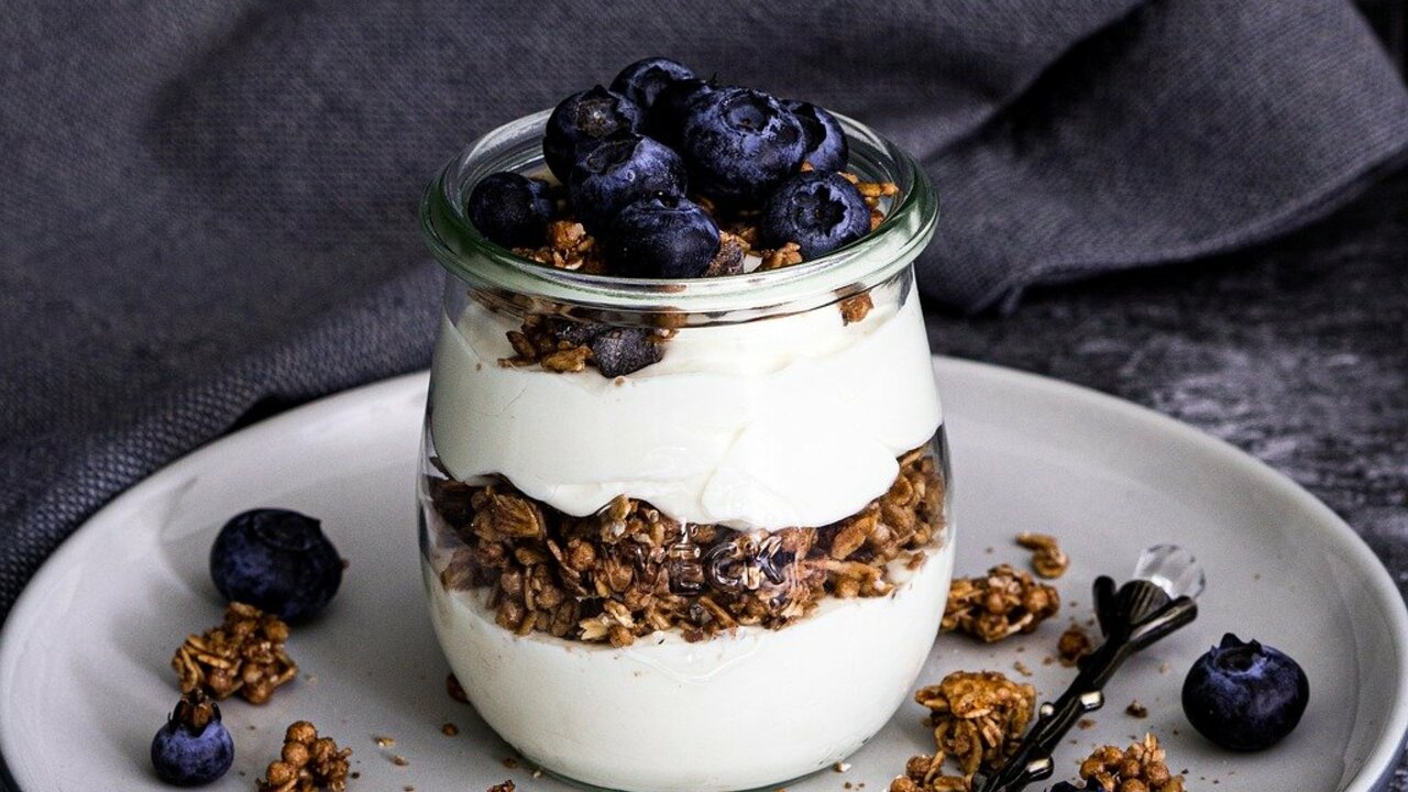 Schokomüsli fürs Frühstück: Rezept für selbstgemachtes Granola - Utopia.de