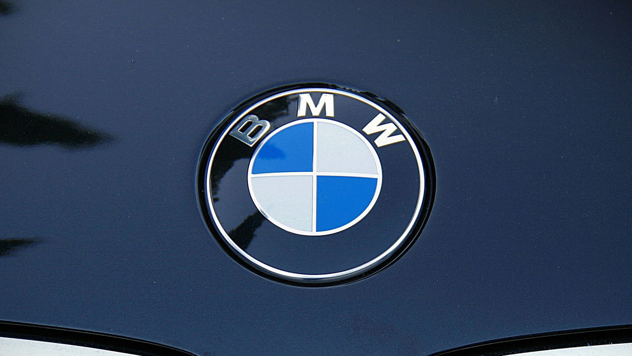 „So ein Monster darf niemals auf eine öffentliche Straße": BMW erntet Spott für SUV - Utopia.de