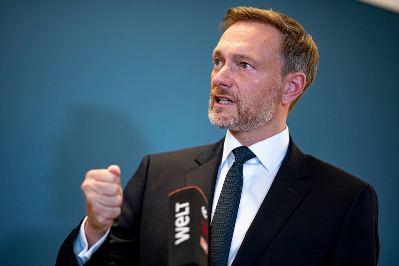 9-Euro-Ticket: Lindner hält Sondertarif für "nicht fair"