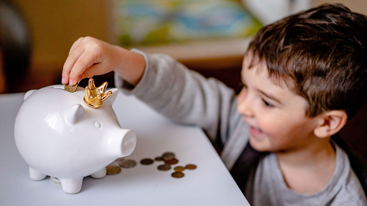 Sinnvoll sparen für Kinder – für eine finanziell abgesicherte Zukunft
