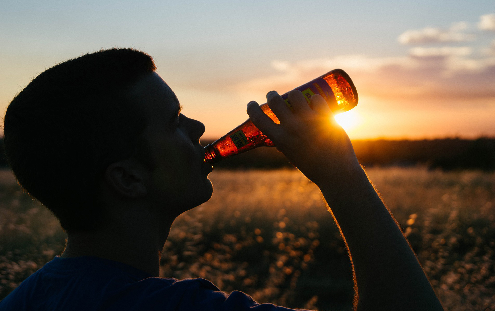 Alkoholfreies Bier als Durstlöscher? Was du dabei beachten solltest