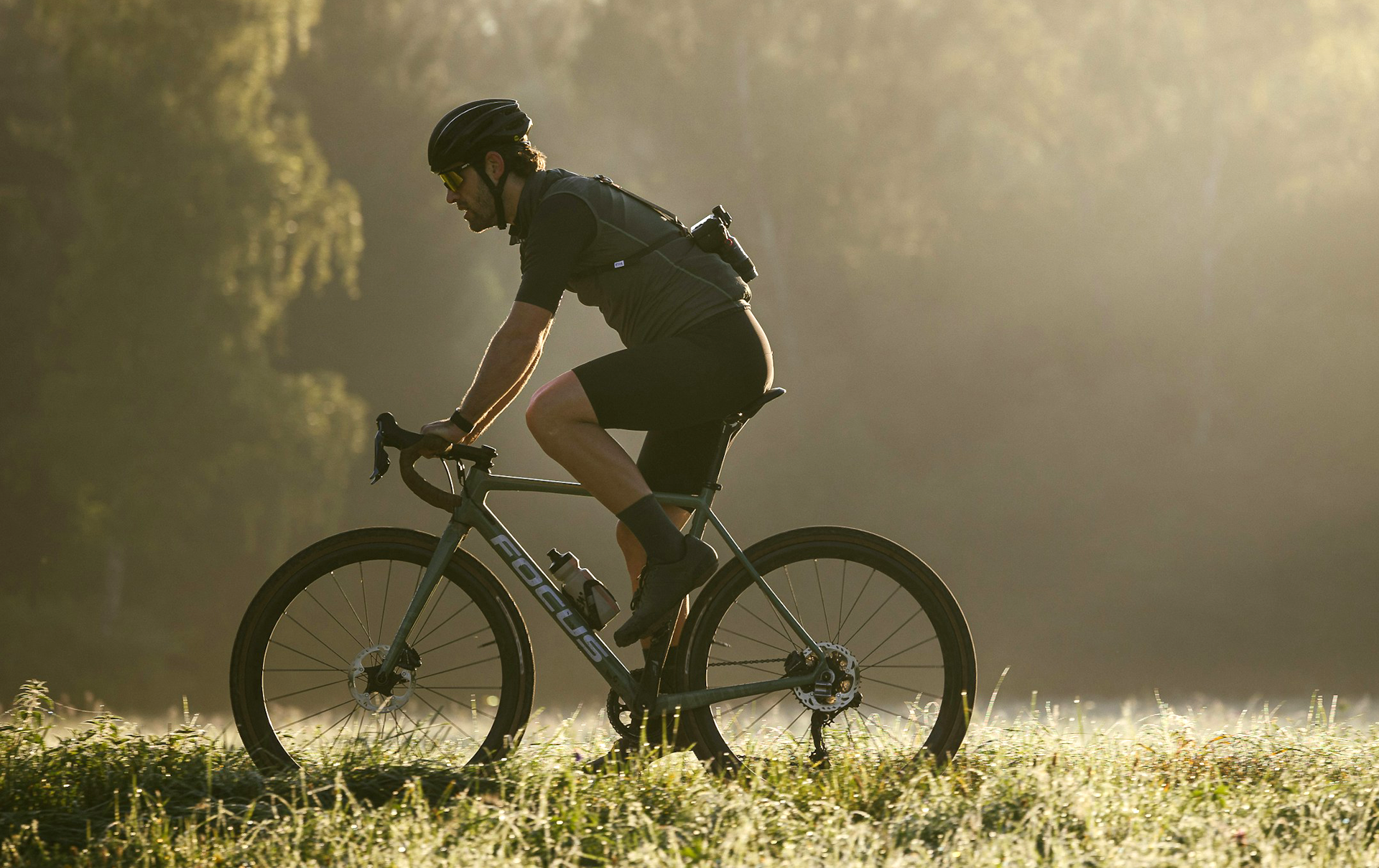 Rückenschmerzen beim Fahrradfahren? Es kann am Lenker liegen