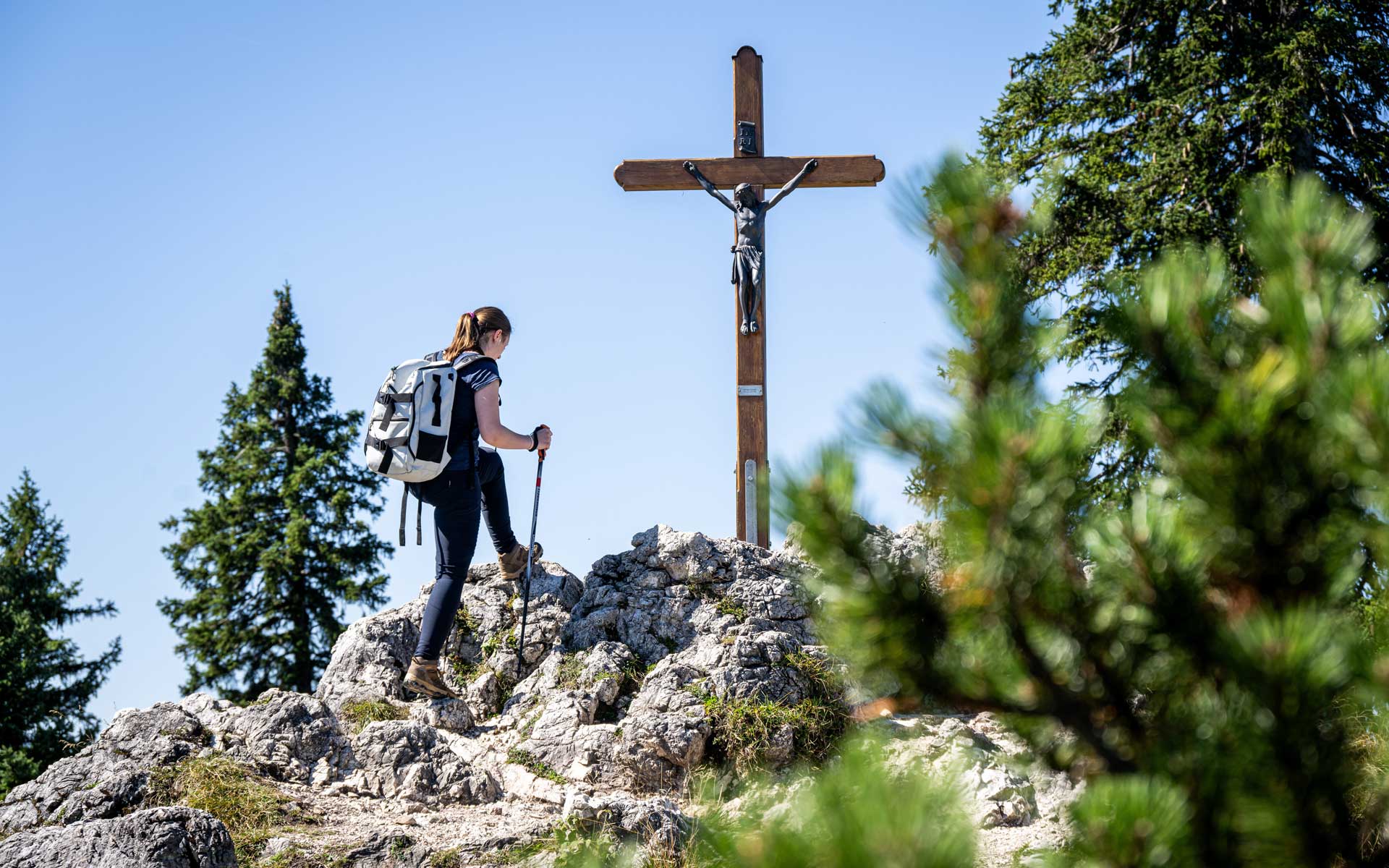 Outdoor-Profis: Warum Wanderschilder in die Irre führen können – und wie du Routen richtig einschätzt
