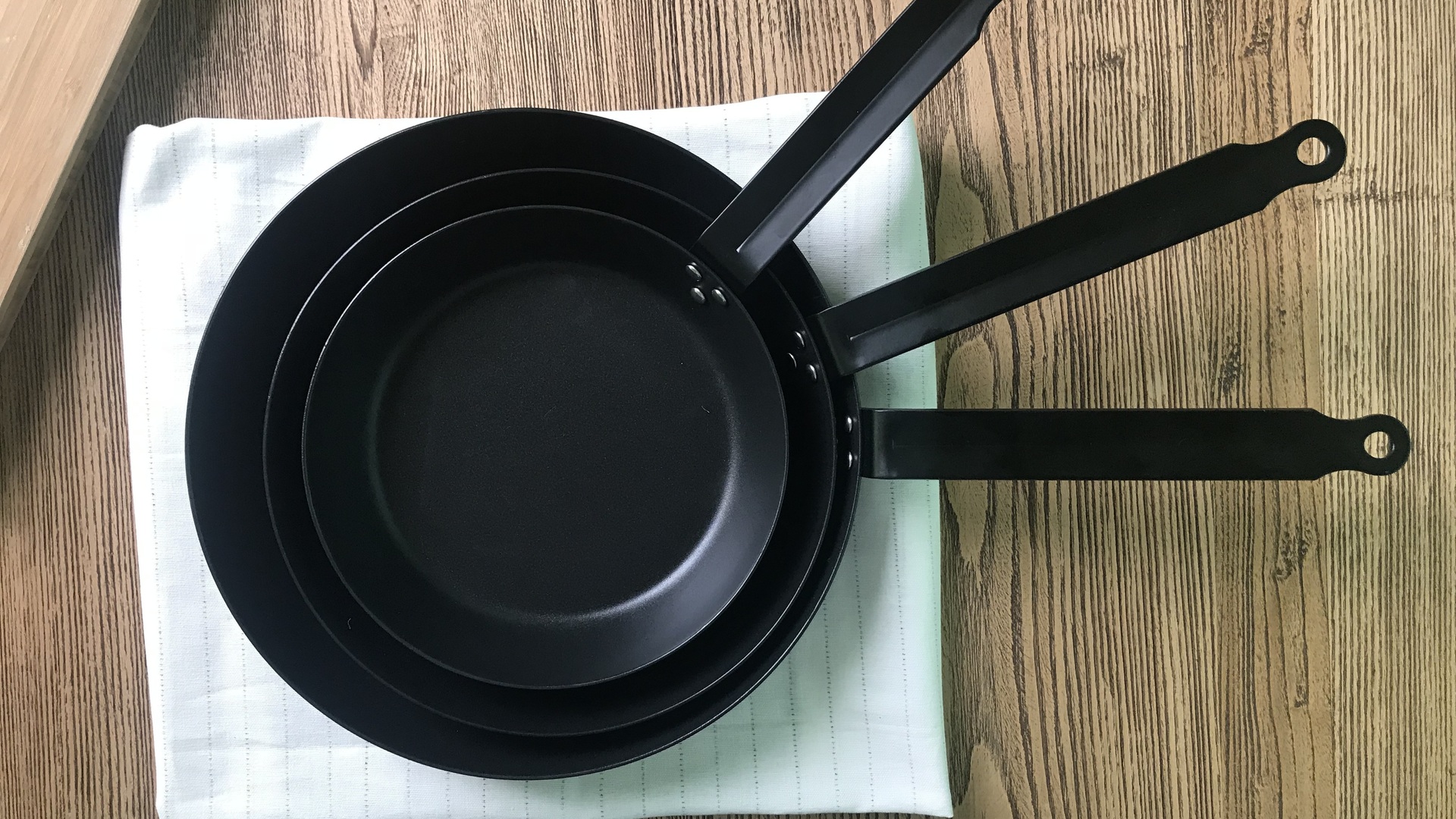 Neue-Pfanne-auskochen-Wie-du-sie-durch-kochbereit-machst