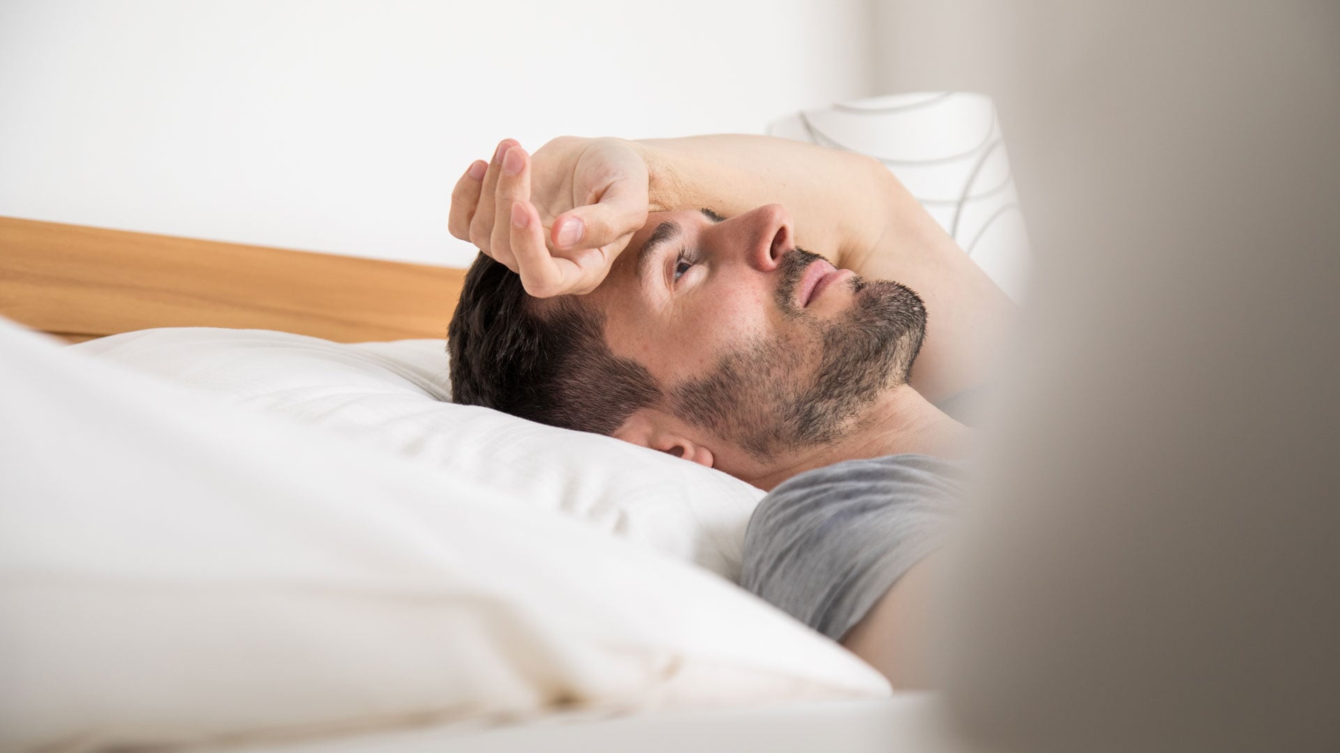 Nachts-pl-tzlich-hellwach-Wie-schlafe-ich-wieder-ein-Schlafexpertin-verr-t-gr-ten-Fehler