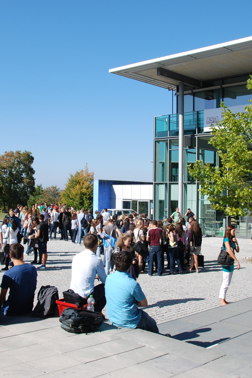 Entdecke den Bachelor Nachhaltigkeit und Ressourceneffizienz an der Hochschule Pforzheim.